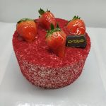 کیک توت فرنگی قرمز 4 نفره