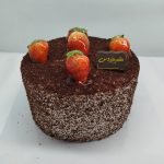 کیک توت فرنگی با پودر کاکائو 4 نفره